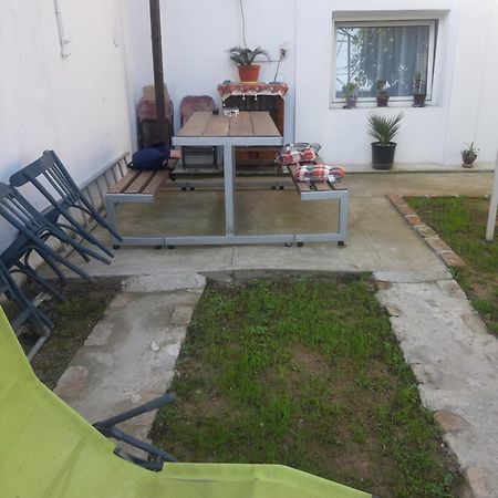 House Hotel Craiova Buitenkant foto